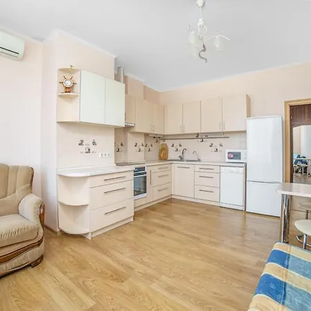 Комфортная Квартира В Центре Одессы Apartment *
